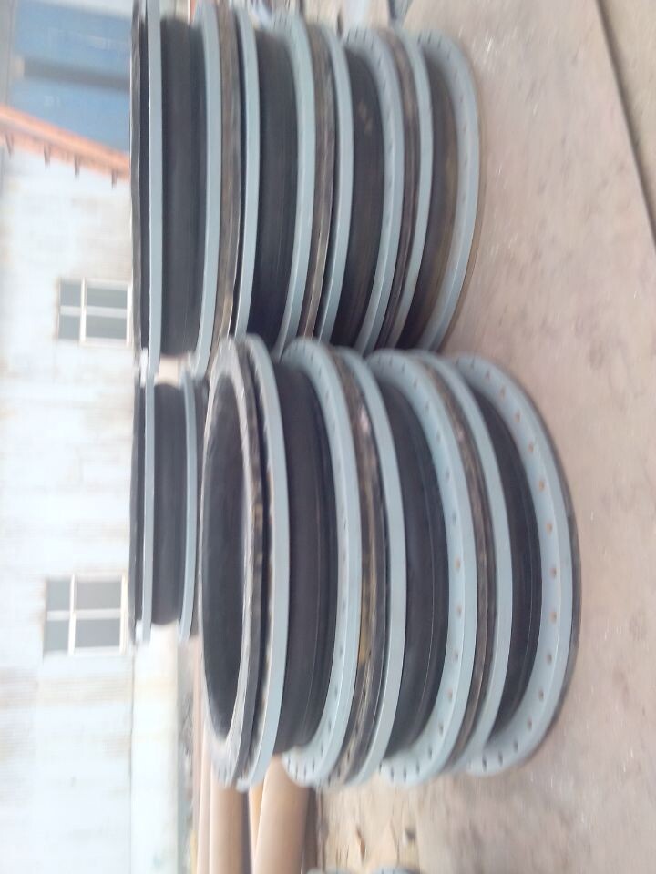 脫硫管道適合使用哪種橡膠接頭